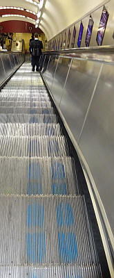 Baker street elevators to Jubilee line - carry your pushchair!