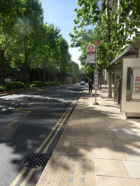 West India avenue and Canary wharf, and bus routes nearby.