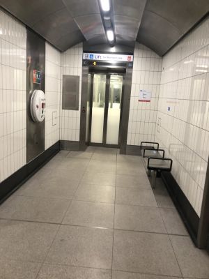 Liverpool street Moorgate Lift