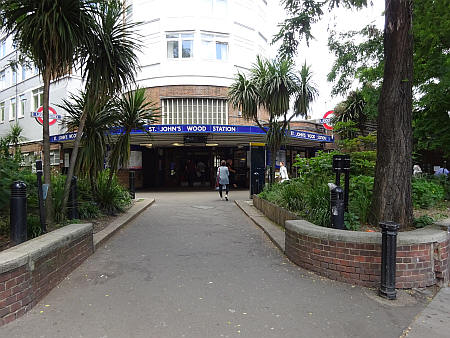 St Johns Wood station